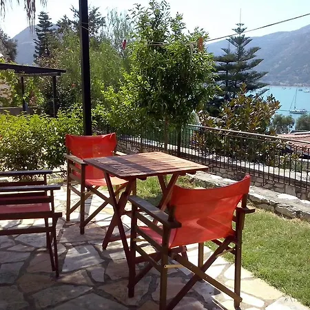 Apart-hotel Armonia Nakas 3*