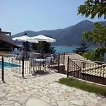 Armonia Nakas Aparthotel 3*