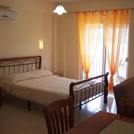 Armonia Nakas Γένι