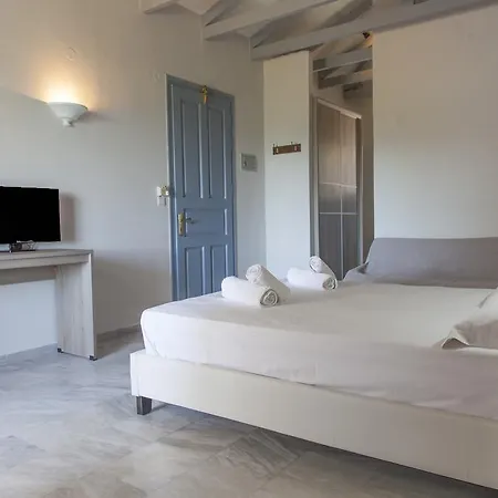 Armonia Nakas Aparthotel 3*