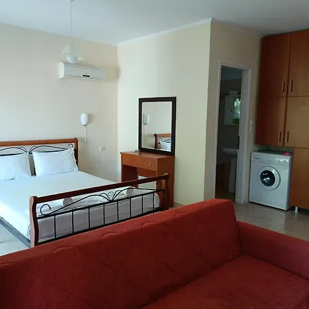 Aparthotel Armonia Nakas 3*