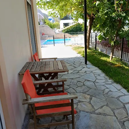 Armonia Nakas 3* Geni (Lefkada)