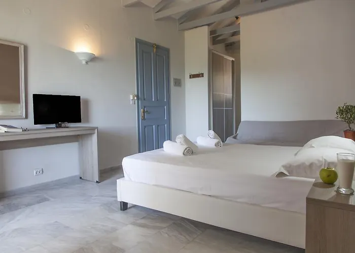 Armonia Nakas Aparthotel 3*